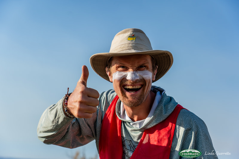 COHSRace Peidra Volunteer Gives A Thumbs Up () COHSRace Peidra Volunteer Gives A Thumbs Up ()